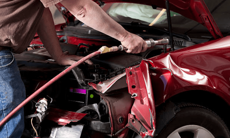 Read more about the article West Side Autobody: Excellence in Collision Repair