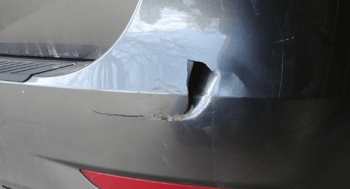 You are currently viewing how to repair hole in plastic car bumper